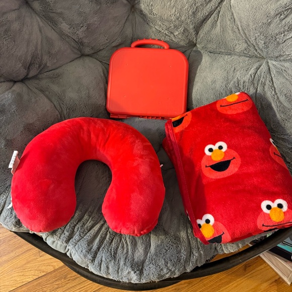 Sesame Street Elmo Learning Set - Red and Multicolor - Picture 3 of 3